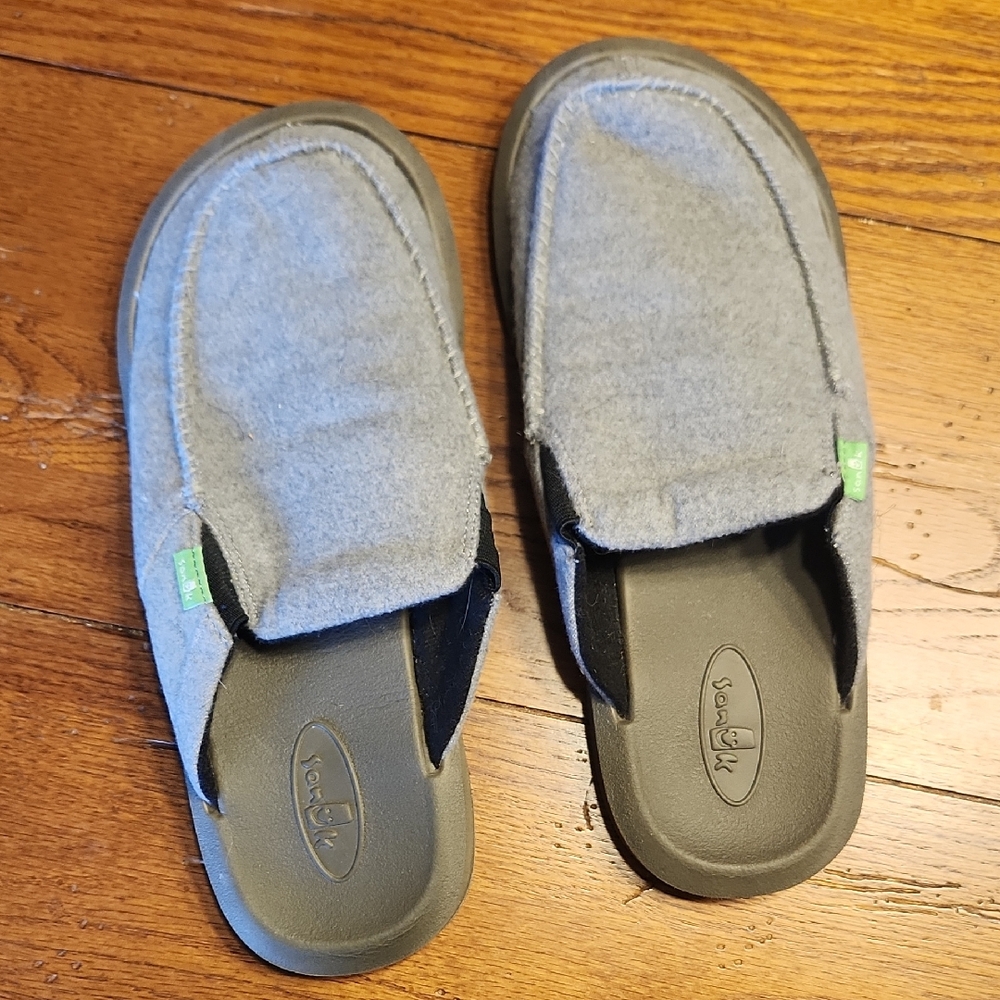 Sanuk Gray Cozy Slide Sandals
